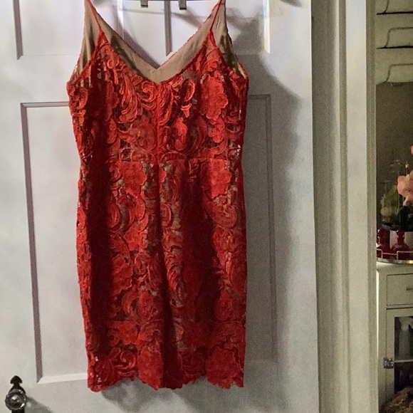 GB mini red lace sexy dress - Picture 2 of 5